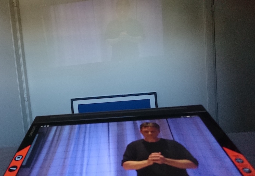 Yoga TAB3 pro projector test